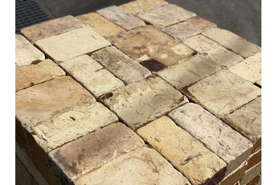 割型　「イエロー・キューブ」の商品画像00